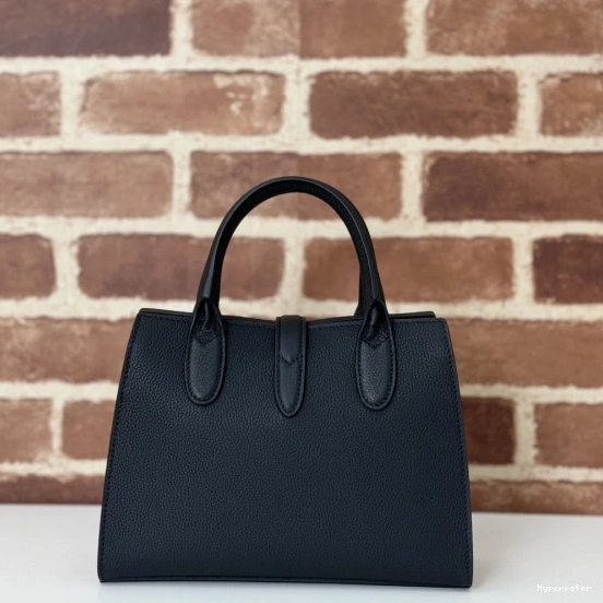 Hyper Peter bag hook Small with CHANELosure Gucci tote 0819